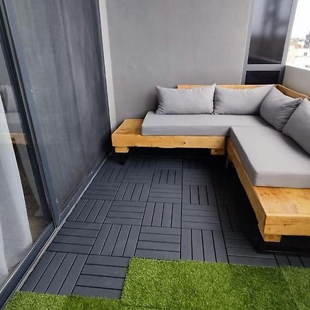 Superbe Appartement Avec Parking Gratuit Et Garde Dakar Exteriör bild